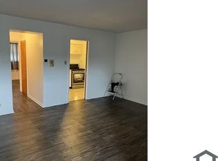 8903 S Harper Ave APT 3, Chicago, IL 60619