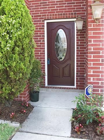 2nd image of 2738 Villa Del St