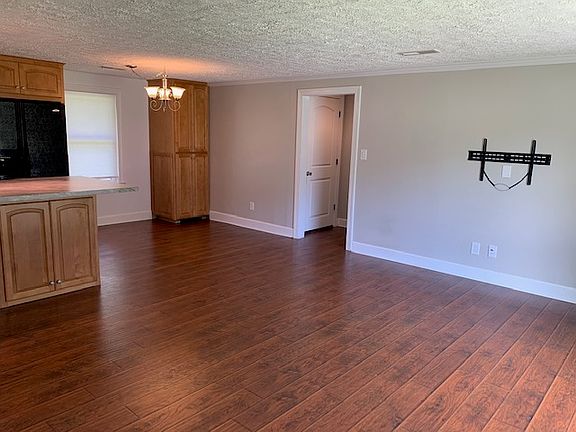 Living/Dining Room from front door