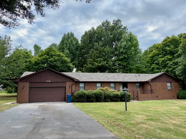 1336 W Twin Springs St, Siloam Springs, AR 72761