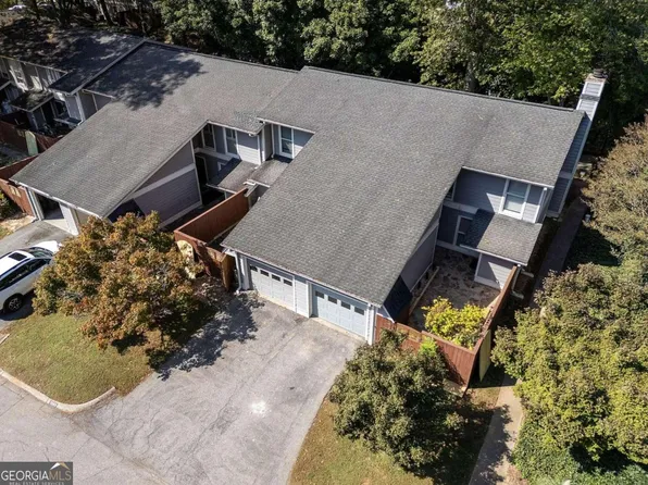 5067 Meadow Ln, Marietta, GA 30068