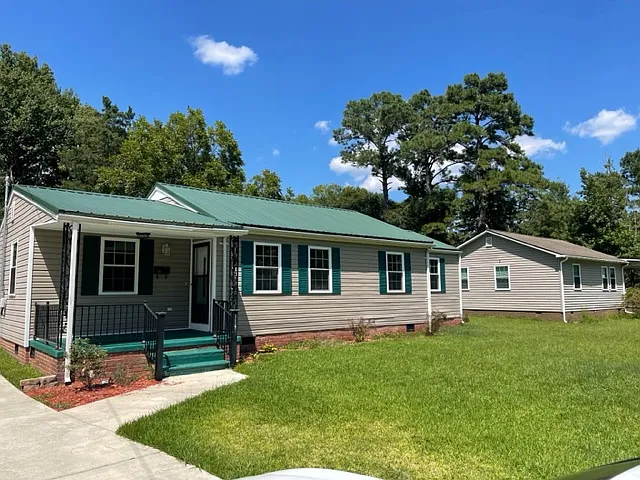 114 Beaufort Dr