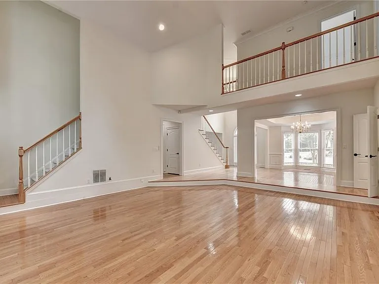 10645 Honey Brook Cir — Photo 9