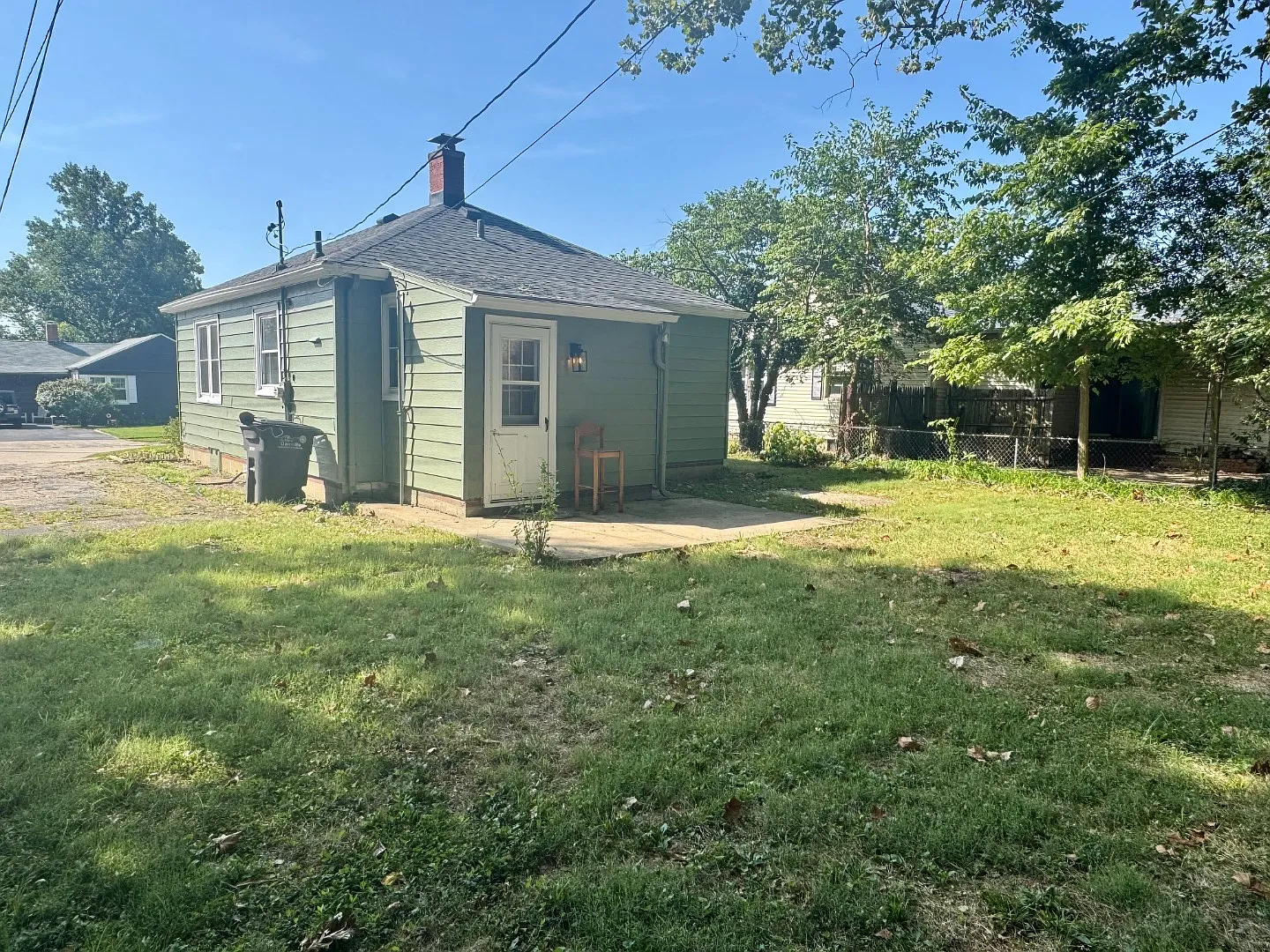 205 W Conron Ave — Photo 3