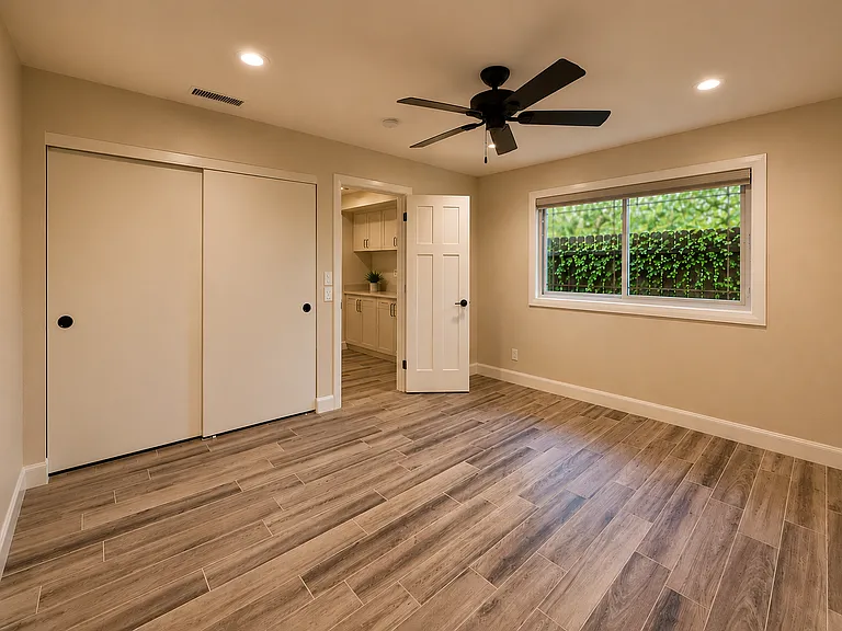 32039 Grenville Ct — Photo 10