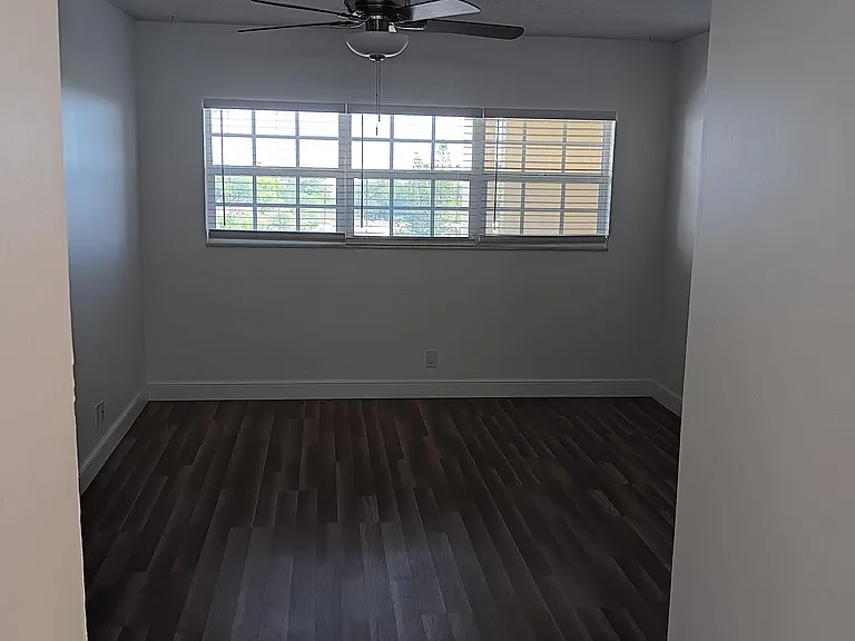 3050 N Palm Aire Dr #702 — Photo 4