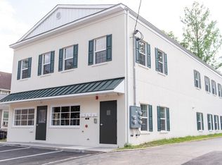 11 Seminary Ave #1, Hopewell, NJ 08525