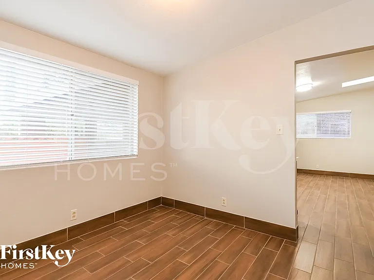 8940 E Pine Valley Dr — Photo 10