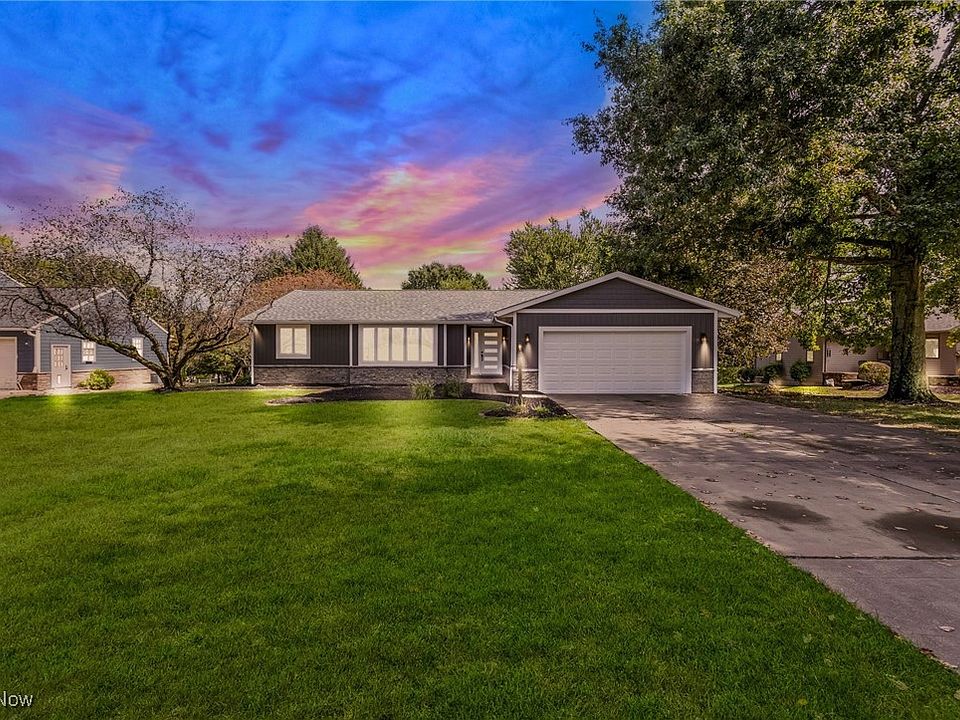 1st image of 3790 Greenbriar Dr