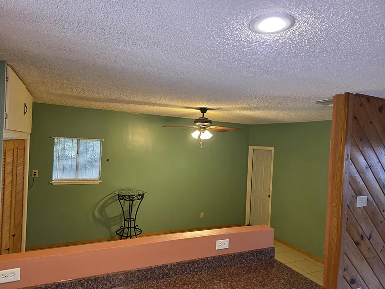 904 Avenida Del Sumbre — Photo 5