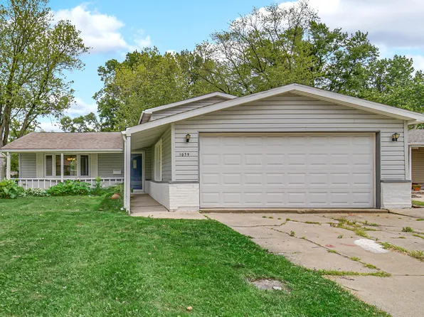 1039 N Indiana St, Griffith, IN 46319