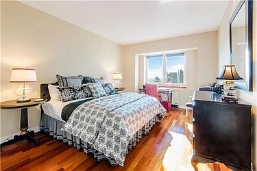 Sold by (Legacy) Elegran