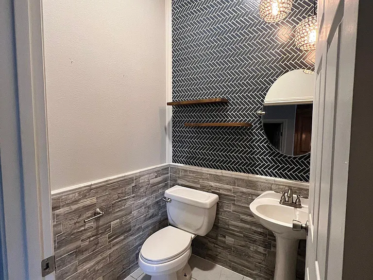 5506 Sterling Ct — Photo 16