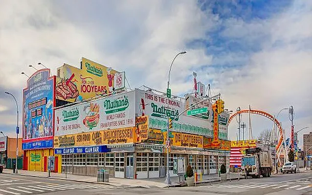 Rented by Town Residential | media 19