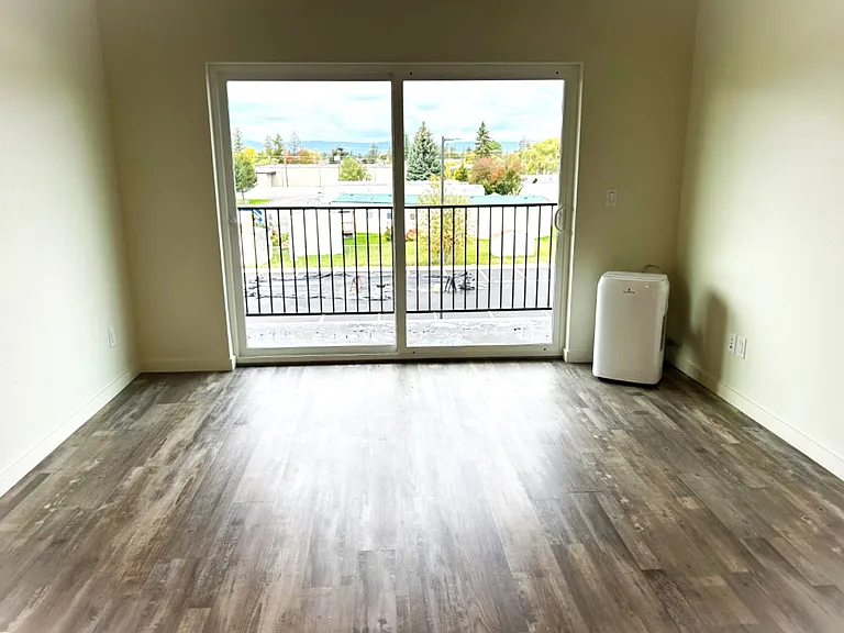 126 E Evergreen Dr #104 — Photo 10