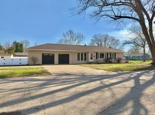 1311 Theodore St, Loves Park, IL 61111