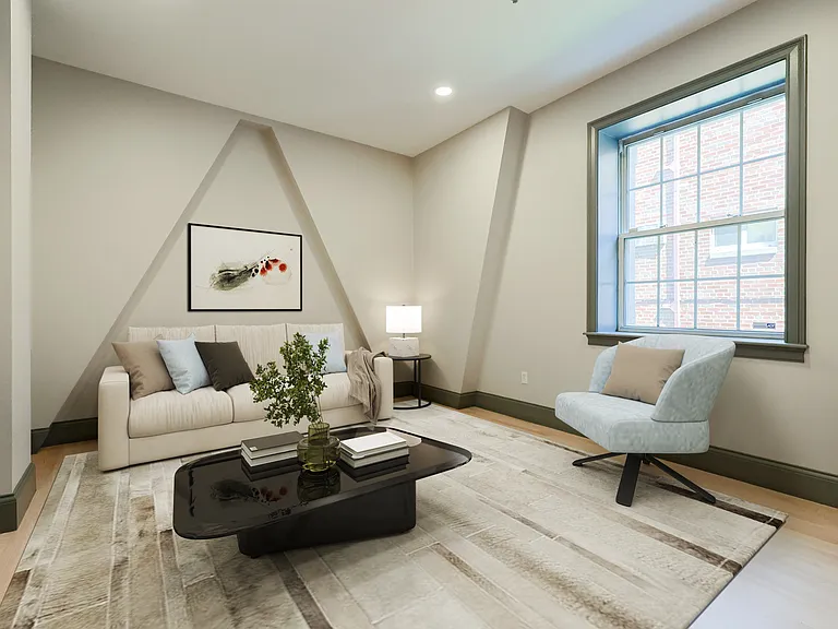 515 Center St #2 — Photo 4