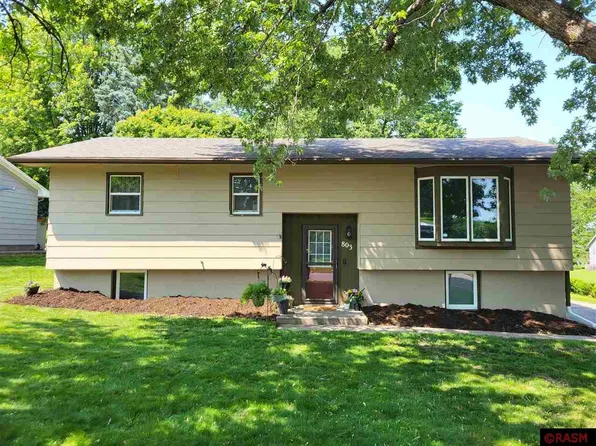 803 W Traverse Rd, Saint Peter, MN 56082