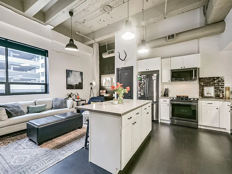 705 Main St #321 — Photo 21