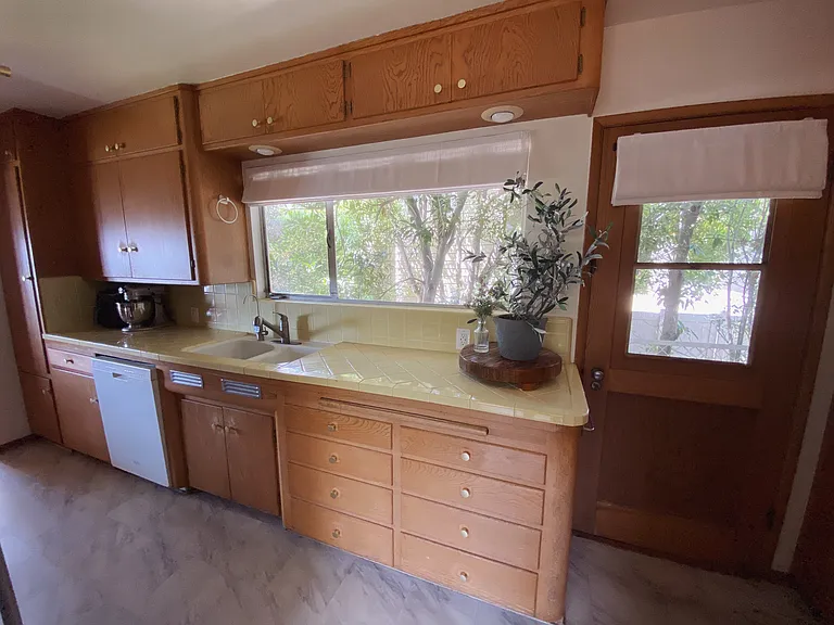 60 S La Senda Dr — Photo 8