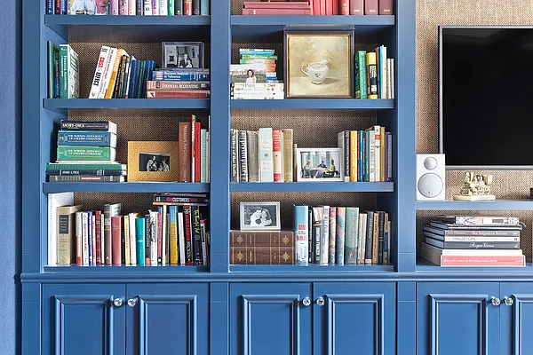 Sold by Compass | media 27