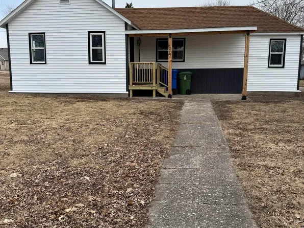 507 N Maple St, Jefferson, IA 50129