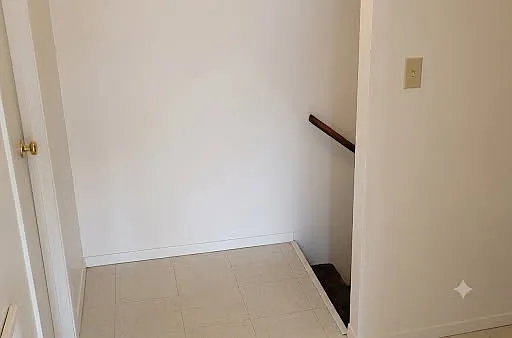 405 E Van Buren St #3 — Photo 8