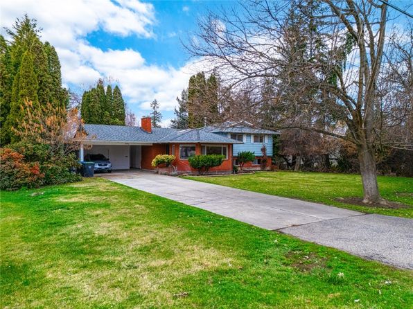3330 Jackson Ct, Kelowna, BC V1W 2T6