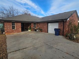 525 SW 12th St, Blanchard, OK 73010