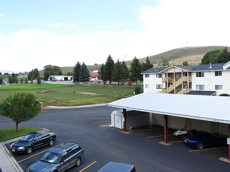 Mountaineer Village — Photo 21