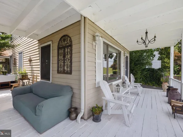 137 Park Ave, Morrisville, PA 19067