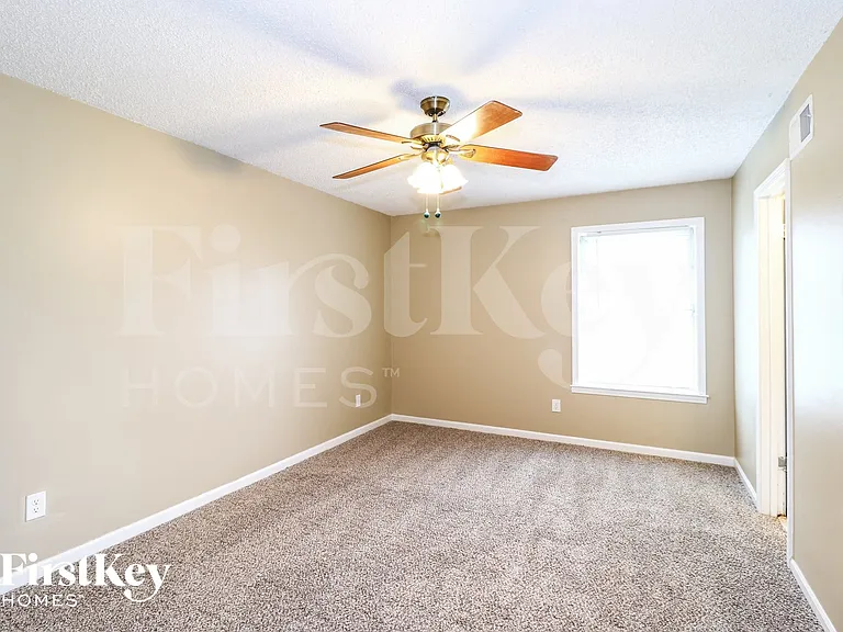2426 Morning Vista Dr — Photo 8