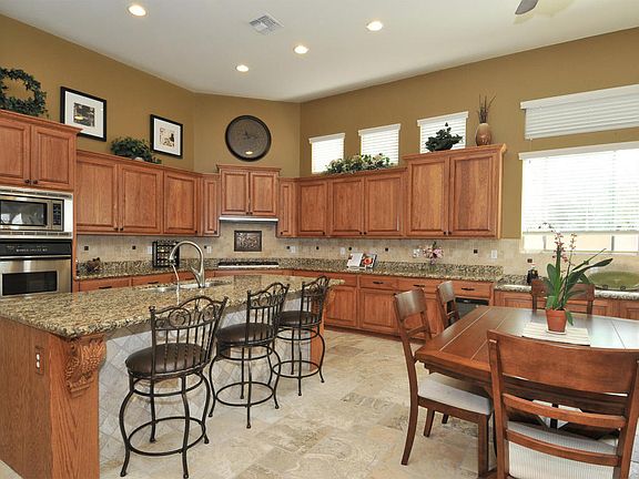 3rd image of 8909 E Nora Cir