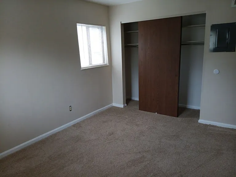 Chateau Ridge Apartments — Photo 6