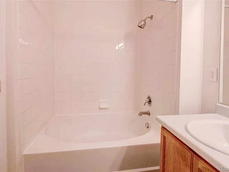 5756 N Genoa Way #12-208 — Photo 30
