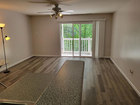 5th image of 2801 Trailwood Pines Ln Unit 202