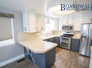 1636 Marilyn Dr, Syracuse, UT 84075