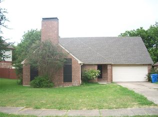 8009 Courageous Dr, Rowlett, TX 75089