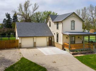 415 McLean Ave, Wilton, ND 58579