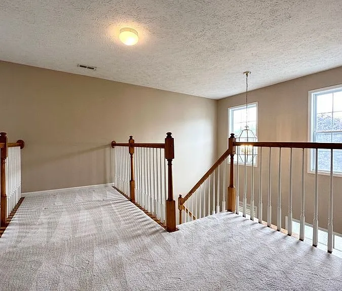 52 Acadia St — Photo 11