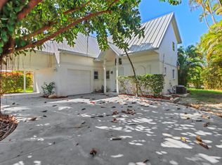 1120 Sandpiper St, Naples, FL 34102