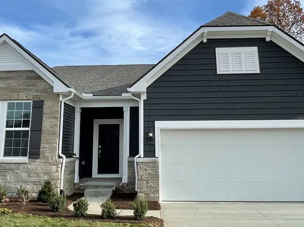38756 Chasewood Ct, Farmington Hills, MI 48335