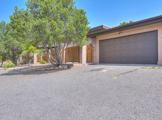 865 Tramway Lane Ct NE UNIT 8, Albuquerque, NM 87122