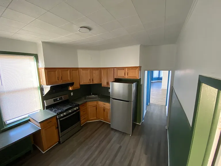 202 Belgrove Dr #2 — Photo 9