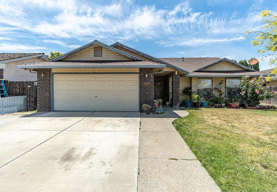 1st image of 2135 Arroyo Ct