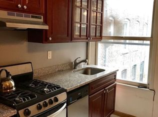 23-24 28th Ave #3, Astoria, NY 11102
