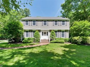 939 Sunset Rdg, Bridgewater, NJ 08807