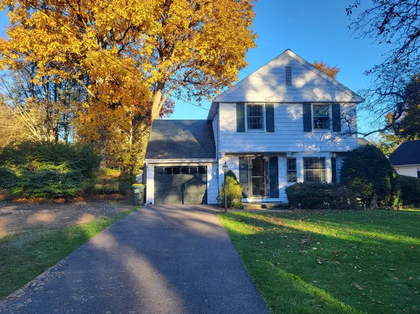 17 Elizabeth St, Binghamton, NY 13901