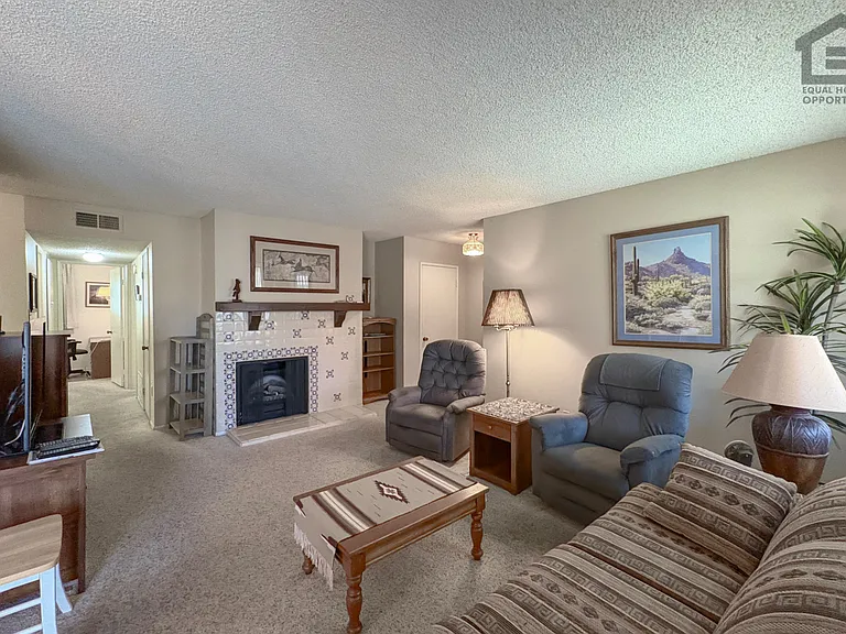 5525 E Thomas Rd #N5 — Photo 1