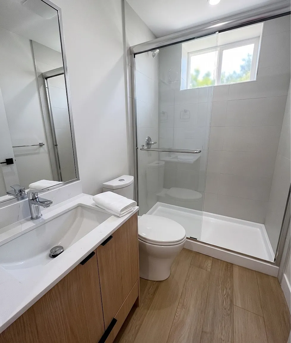 4 bed, $1,250 — Photo 4